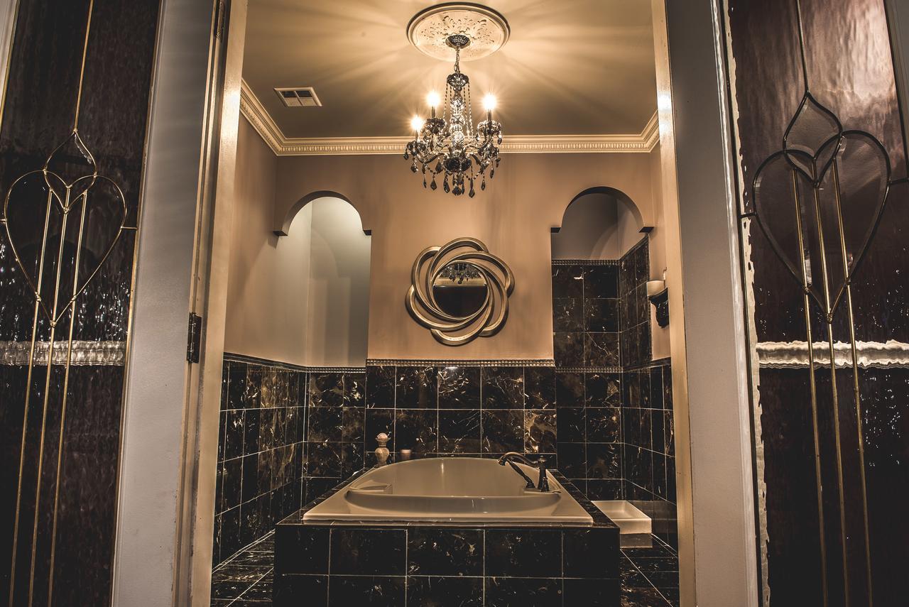 The Grand Hotel Carleton Place エクステリア 写真